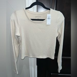 brand new american eagle cropped tight long sleeve